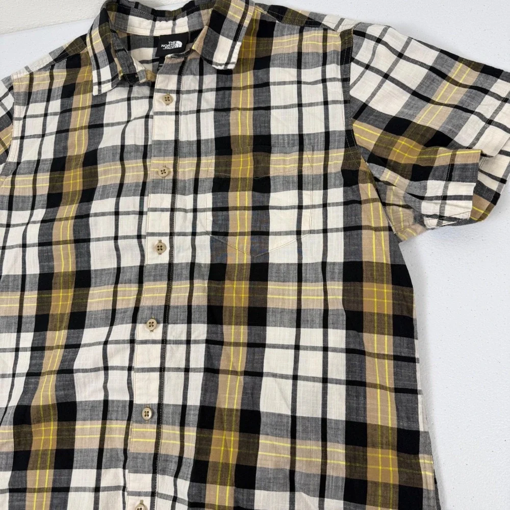The North Face Mens Plaid Short Sleeve Button Down Shirt Black Yellow‎ Large